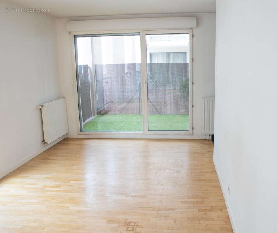 Appartement à NANTERRE