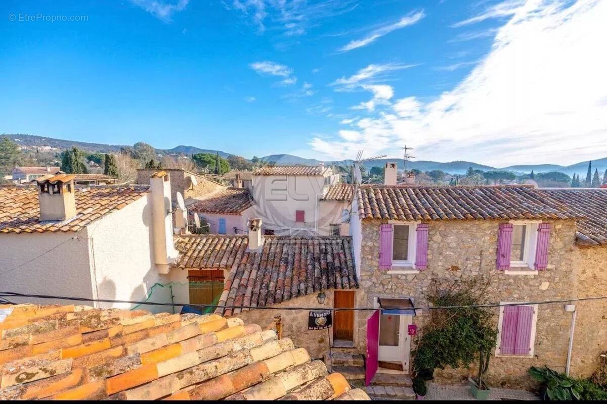 Maison à PLAN-DE-LA-TOUR