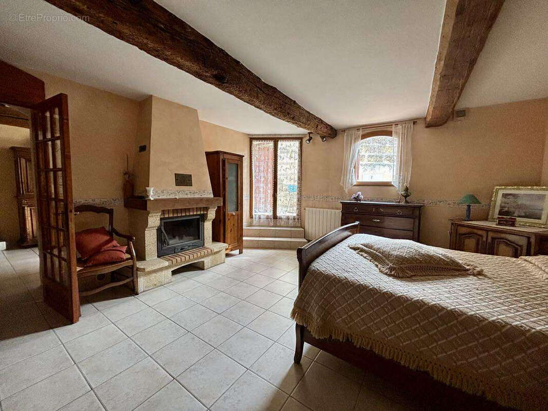 Maison à AIMARGUES