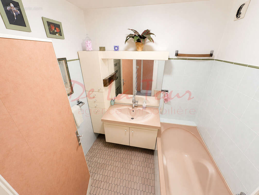 Appartement à MARSEILLE-12E