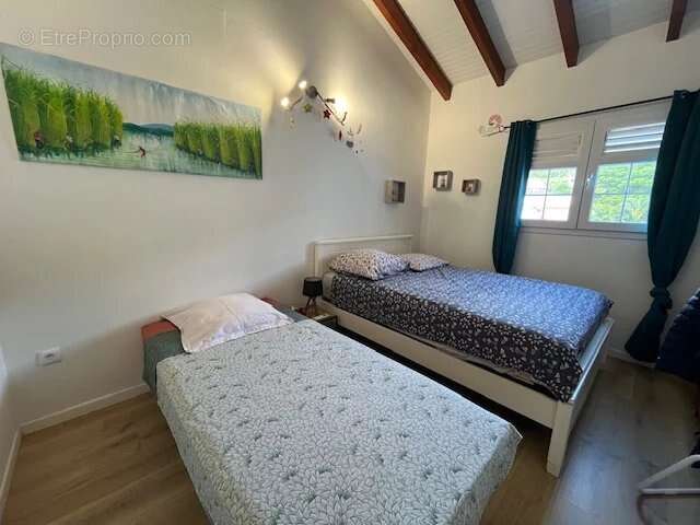 Maison à LES TROIS-ILETS