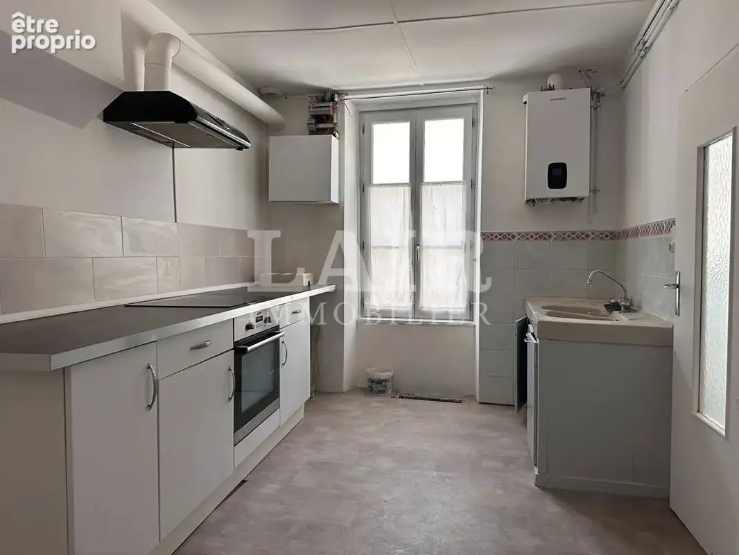 Maison de ville rénovée, Bellême commerces à pied - B15346 - photo 6