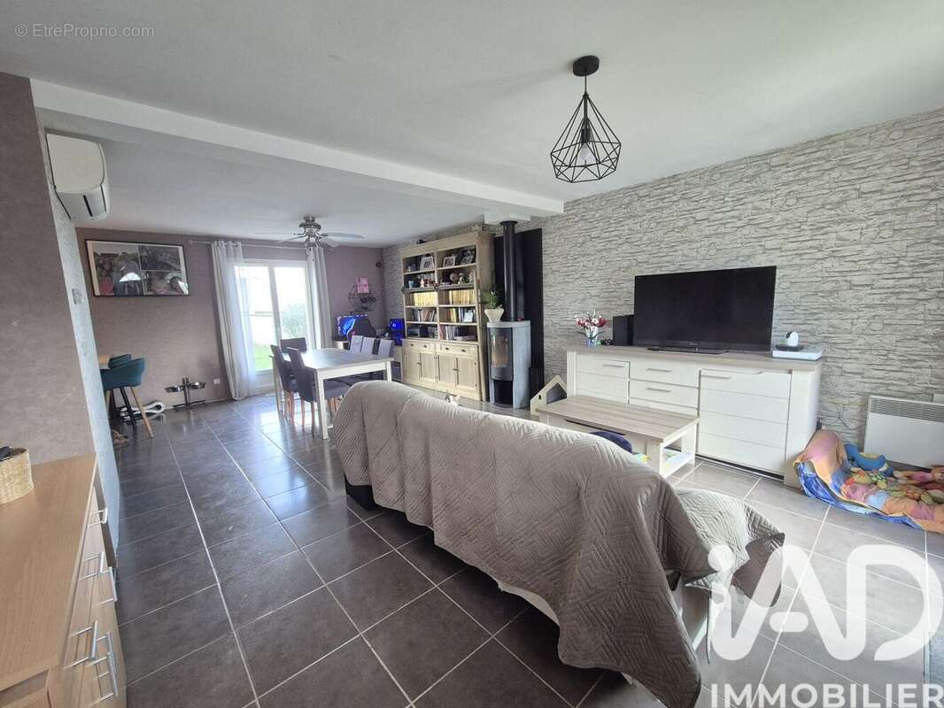 Photo 2 - Maison à MEAUX