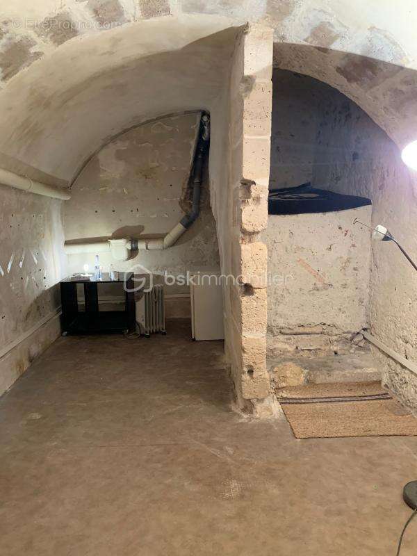 Commerce à PARIS-1E