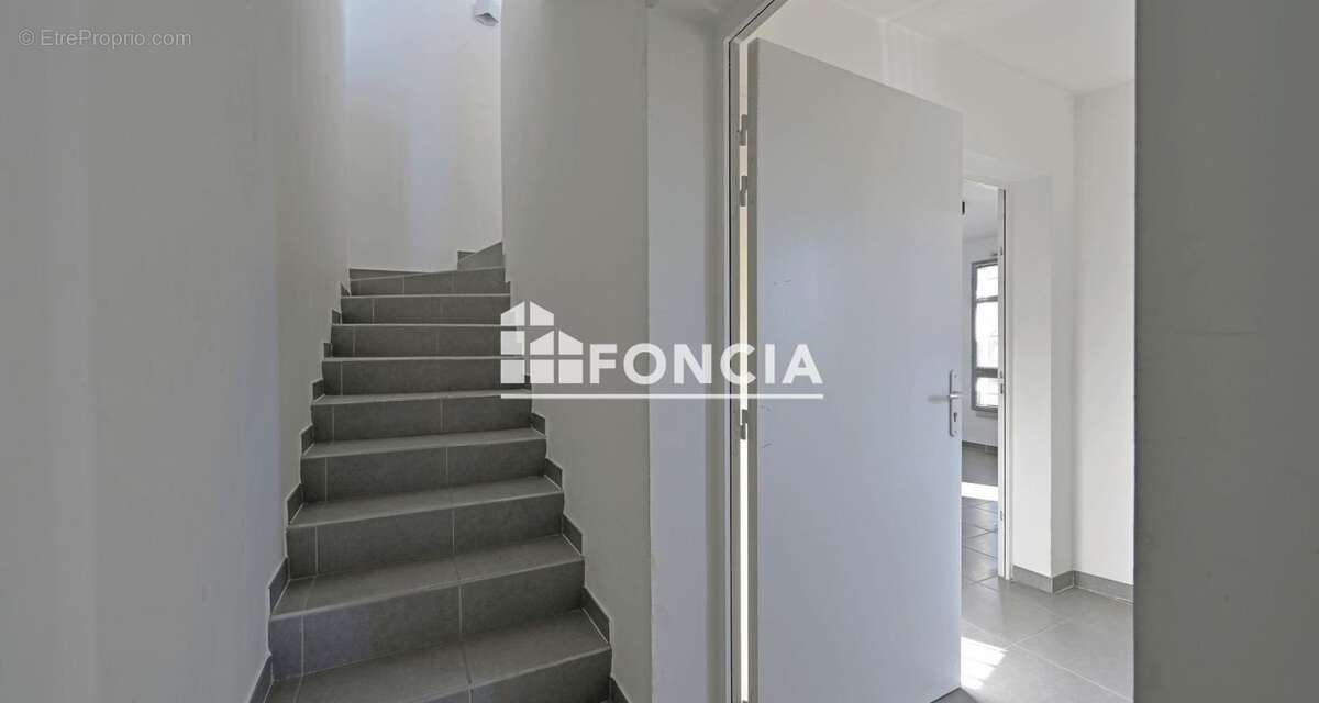 Appartement à VILLENEUVE-LES-MAGUELONE