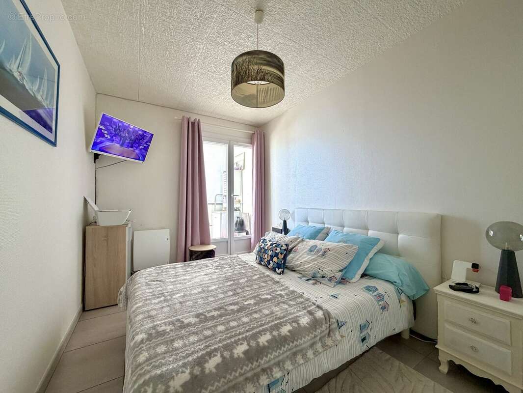 Chambre - Appartement à SAINT-HILAIRE-DE-RIEZ