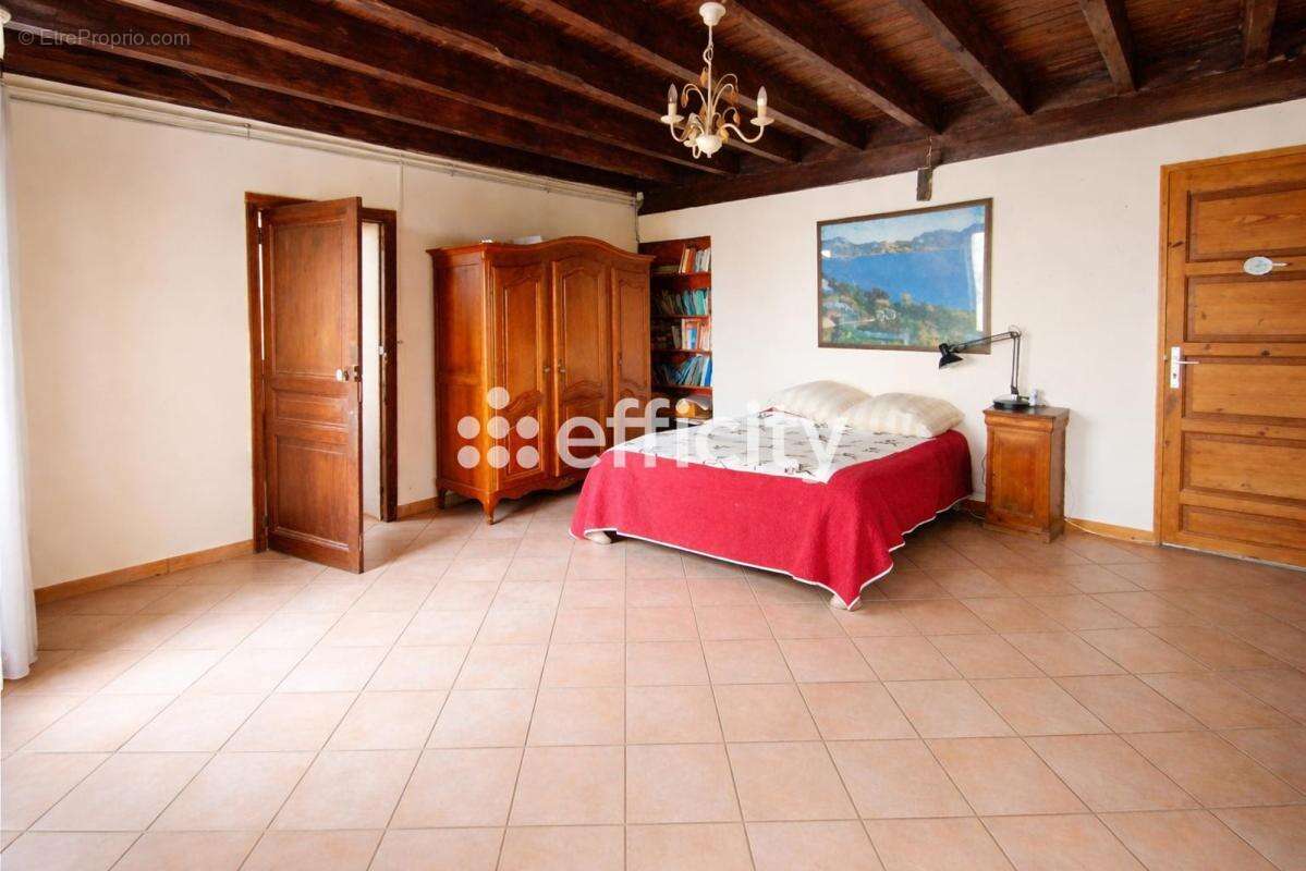 Maison à SAINTE-FOY-D'AIGREFEUILLE