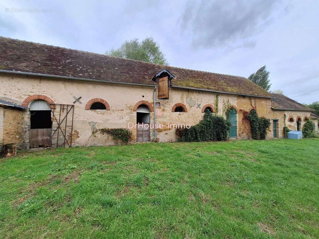 Maison à PARIGNE-L&#039;EVEQUE