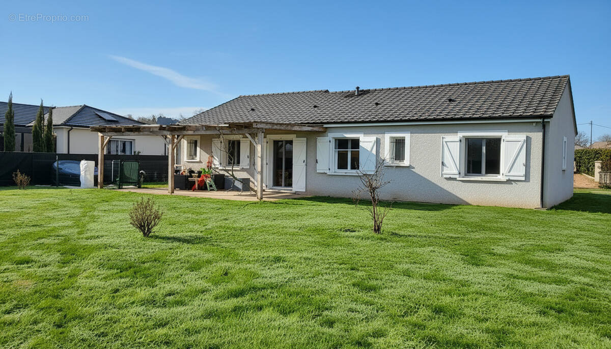 Maison à SAINT-POURCAIN-SUR-SIOULE