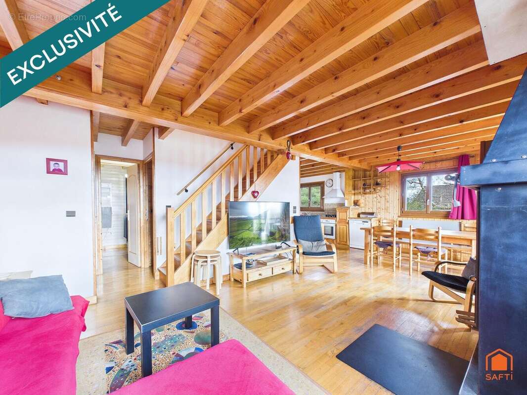 Maison 130 m² à Saint-Genes-Champespe  - photo 3
