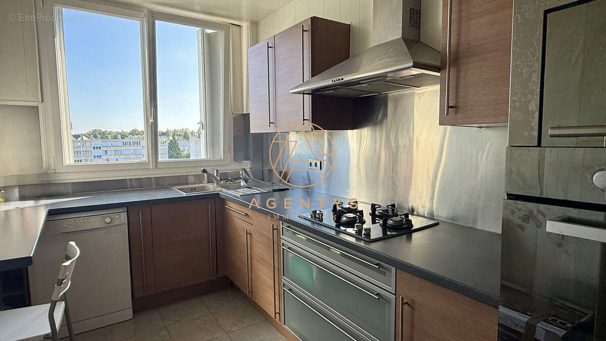 Appartement à LE PLESSIS-TREVISE