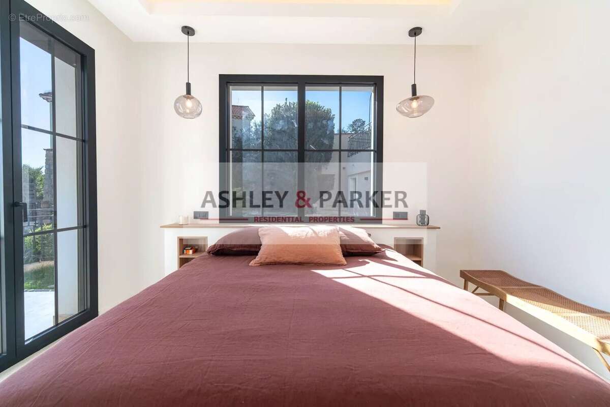 Maison à ROQUEBRUNE-CAP-MARTIN