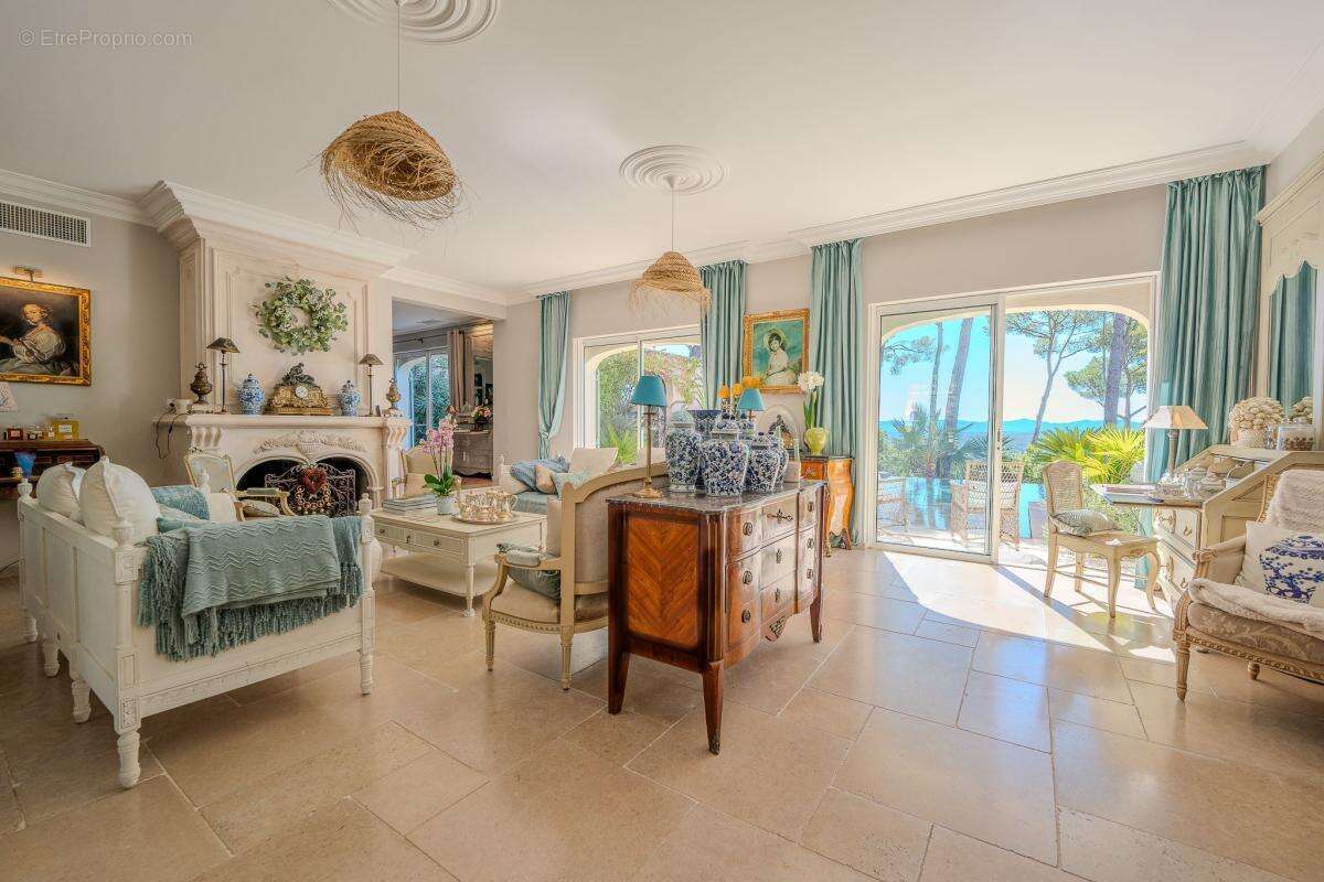 Maison à DRAGUIGNAN