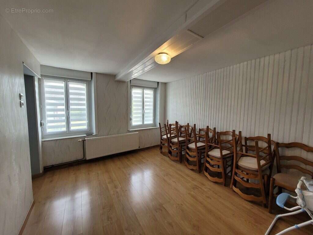 Maison 223 m² à Felleries  - photo 4