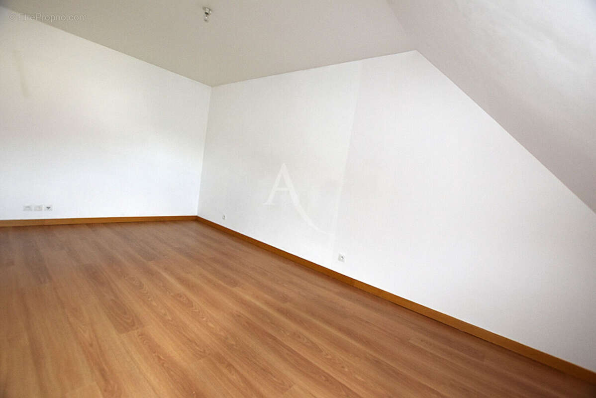 Appartement à MONTLHERY