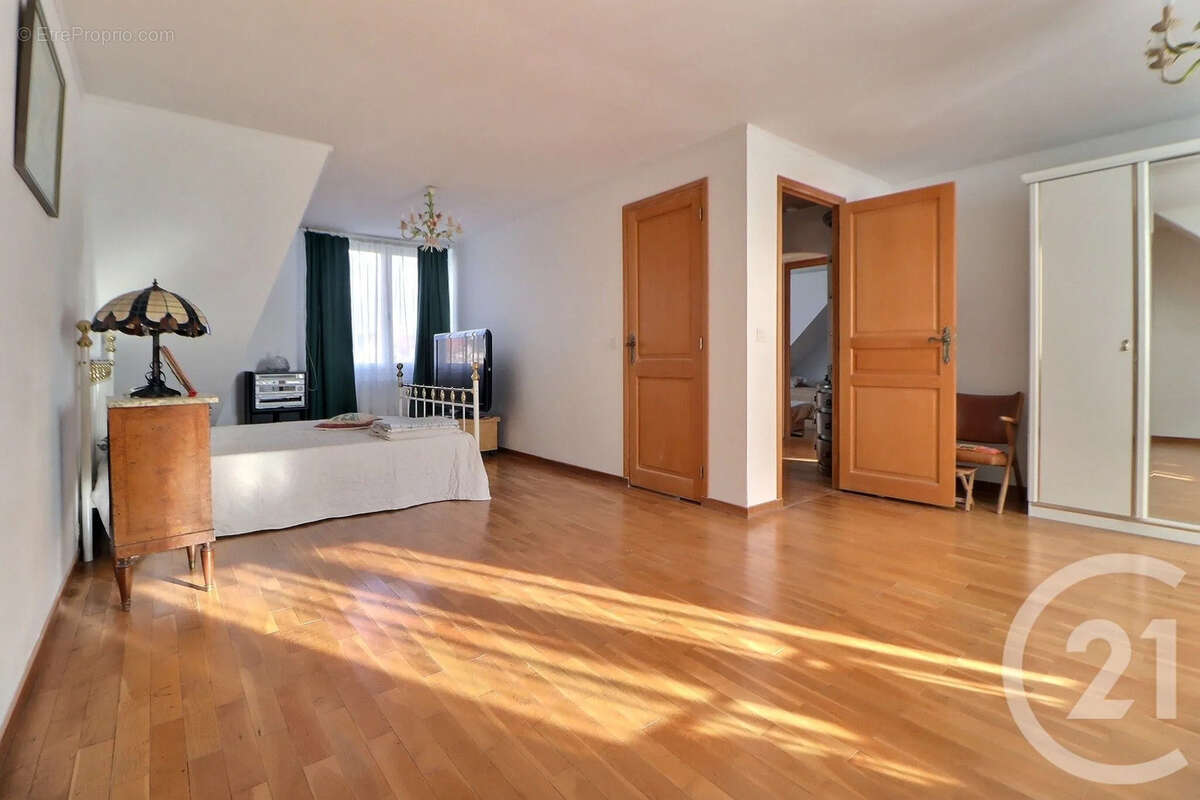 Maison à AULNAY-SOUS-BOIS