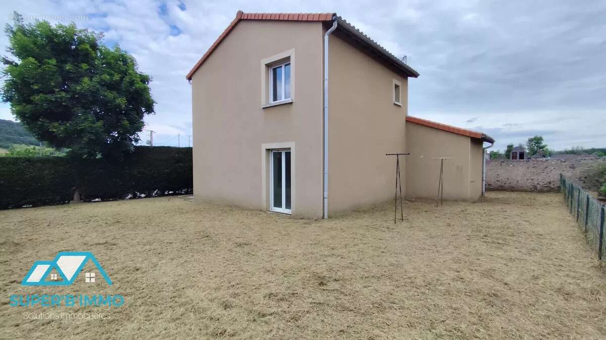 Maison à MAZEYRAT-D&#039;ALLIER