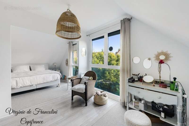 Maison à SUCY-EN-BRIE