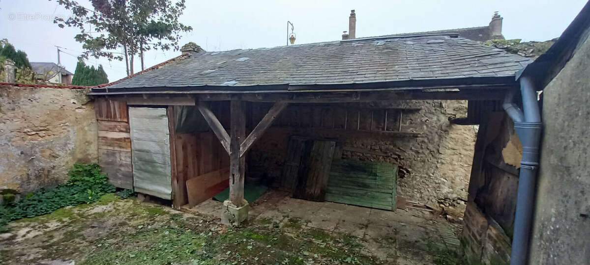 Maison à SAINT-CALAIS