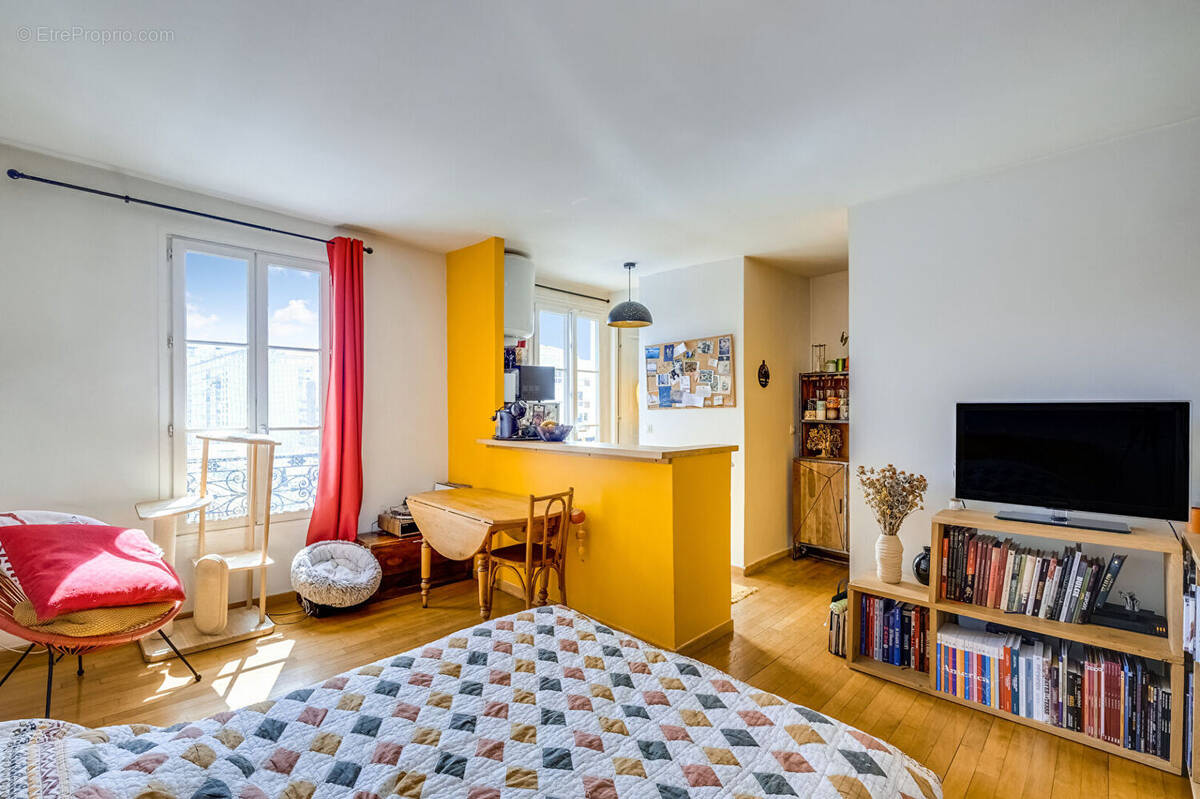 Appartement à PARIS-12E