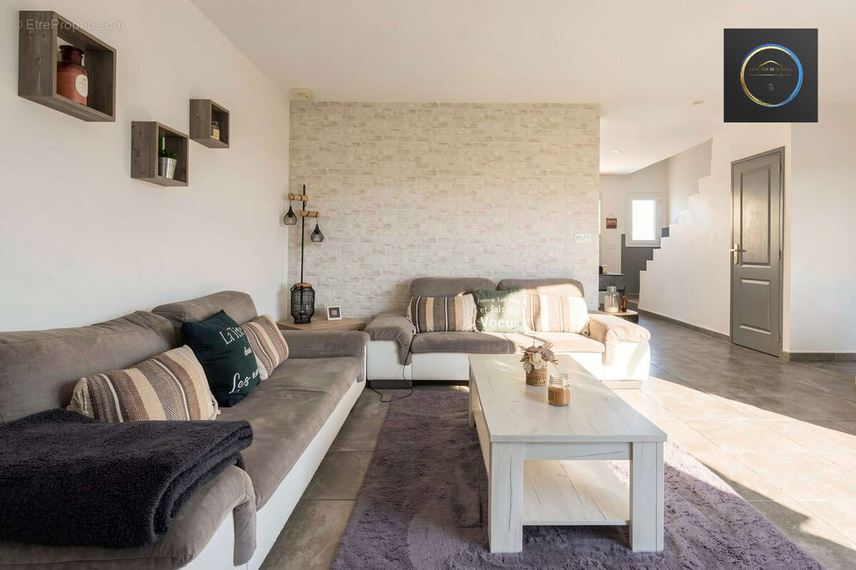 Aimargues, Maison 3 chambres dont 1 suite parentale au rdc , Garage, jardin et piscine dans impasse - photo 14