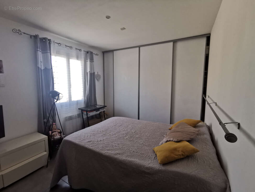 Maison à SAINT-MATHIEU-DE-TREVIERS