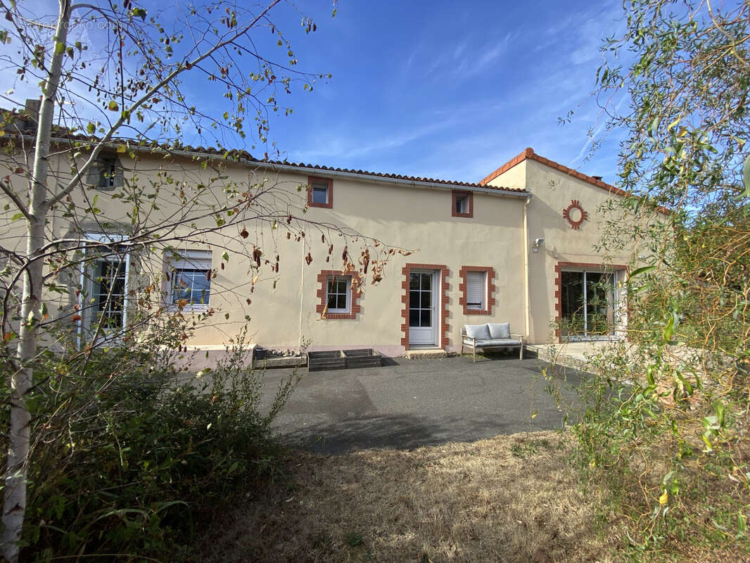 Longère à vendre 2 habitations à Sèvremoine avec SEVREMOINE IMMOBILIER - photo 3