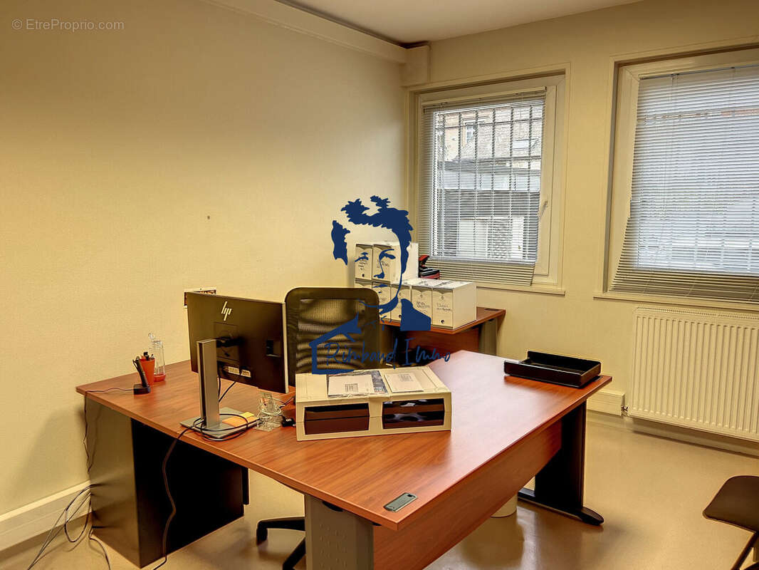 Commerce à CHARLEVILLE-MEZIERES