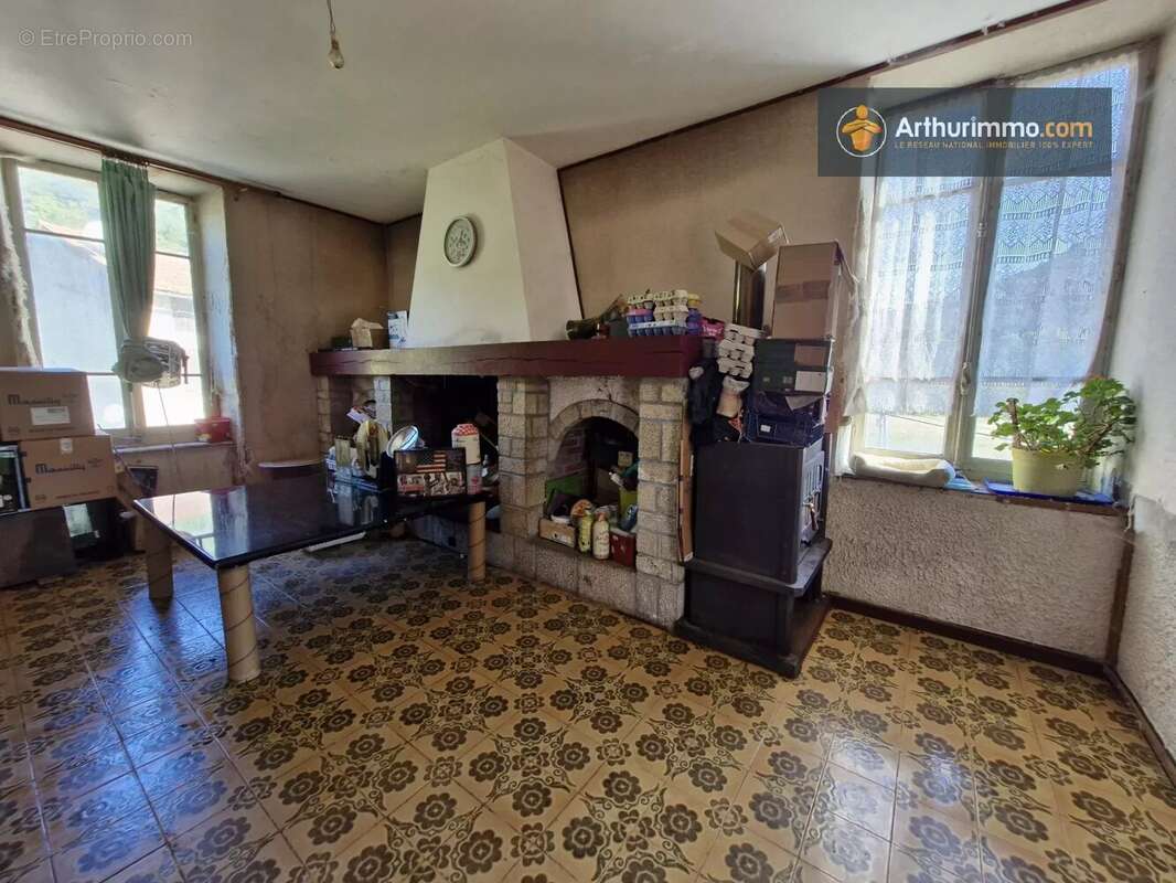 Maison à LA BASTIDE-SUR-L&#039;HERS