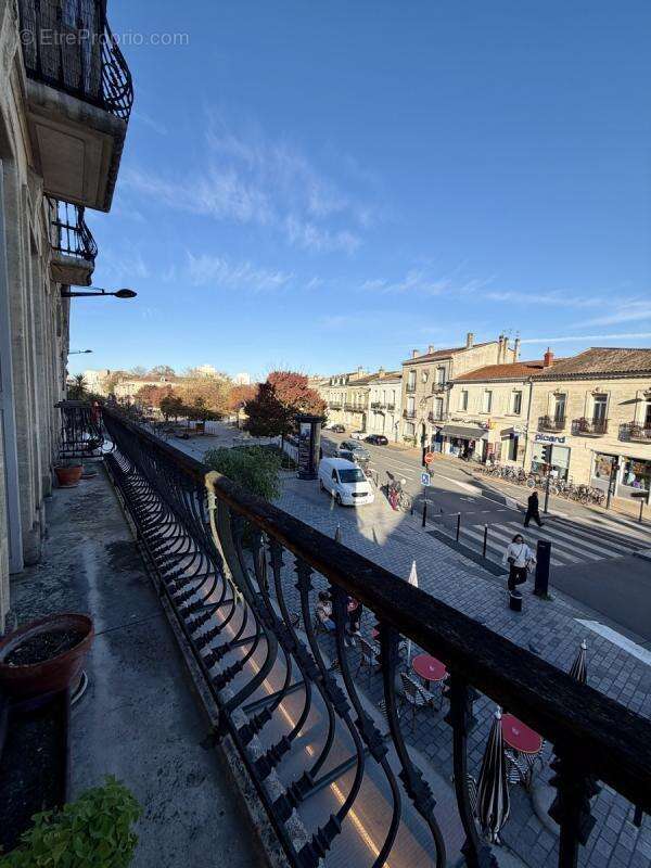 Appartement à BORDEAUX