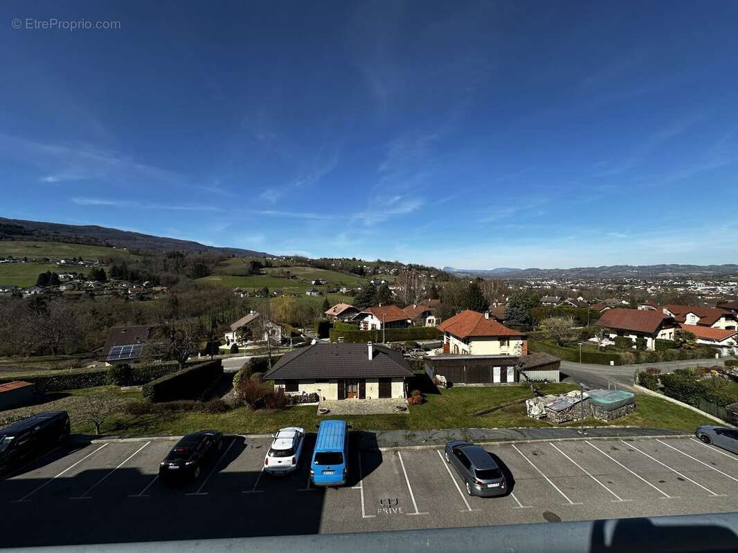 Appartement 89 m² à Rumilly  - photo 2