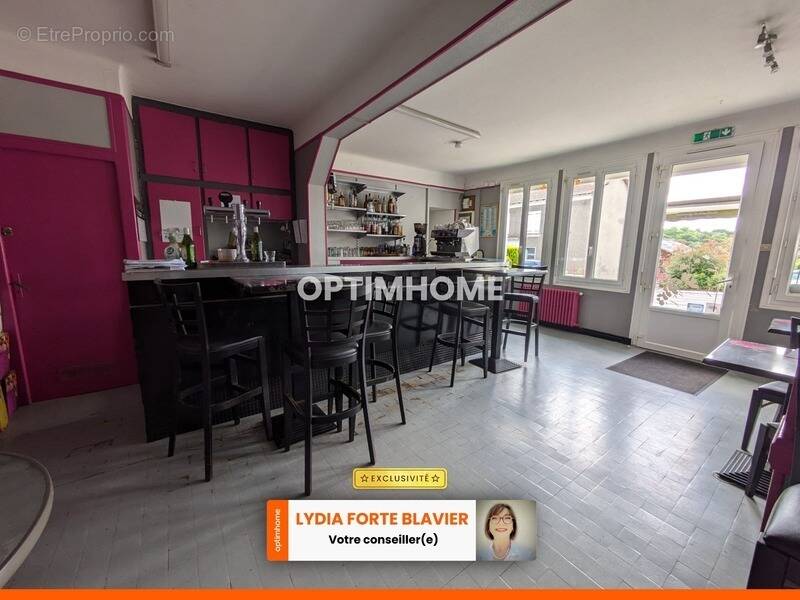 Appartement à CHATEAUNEUF-LA-FORET