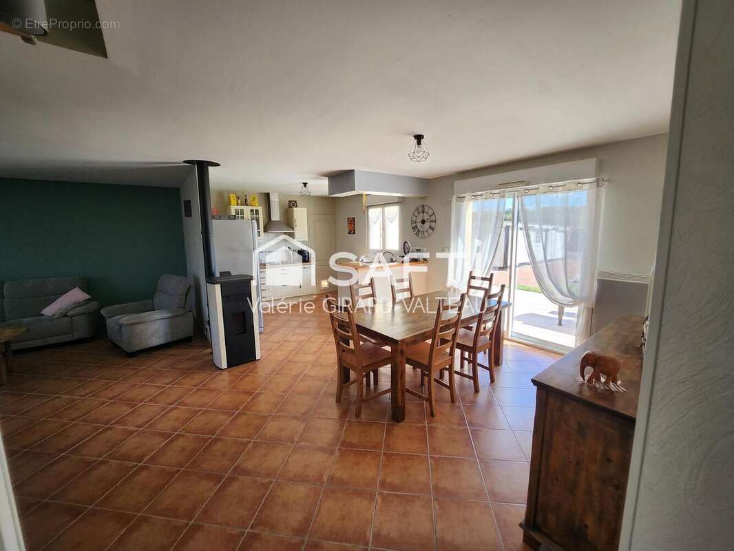 Photo 4 - Maison à VIVY