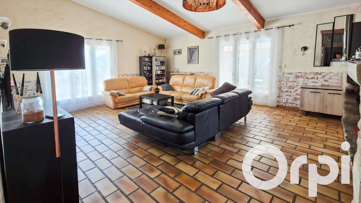 Maison à PONT-SAINT-ESPRIT