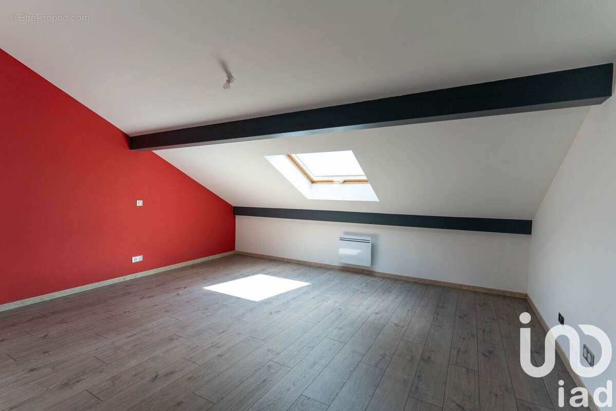 Appartement 217 m² à Volstroff  - photo 6
