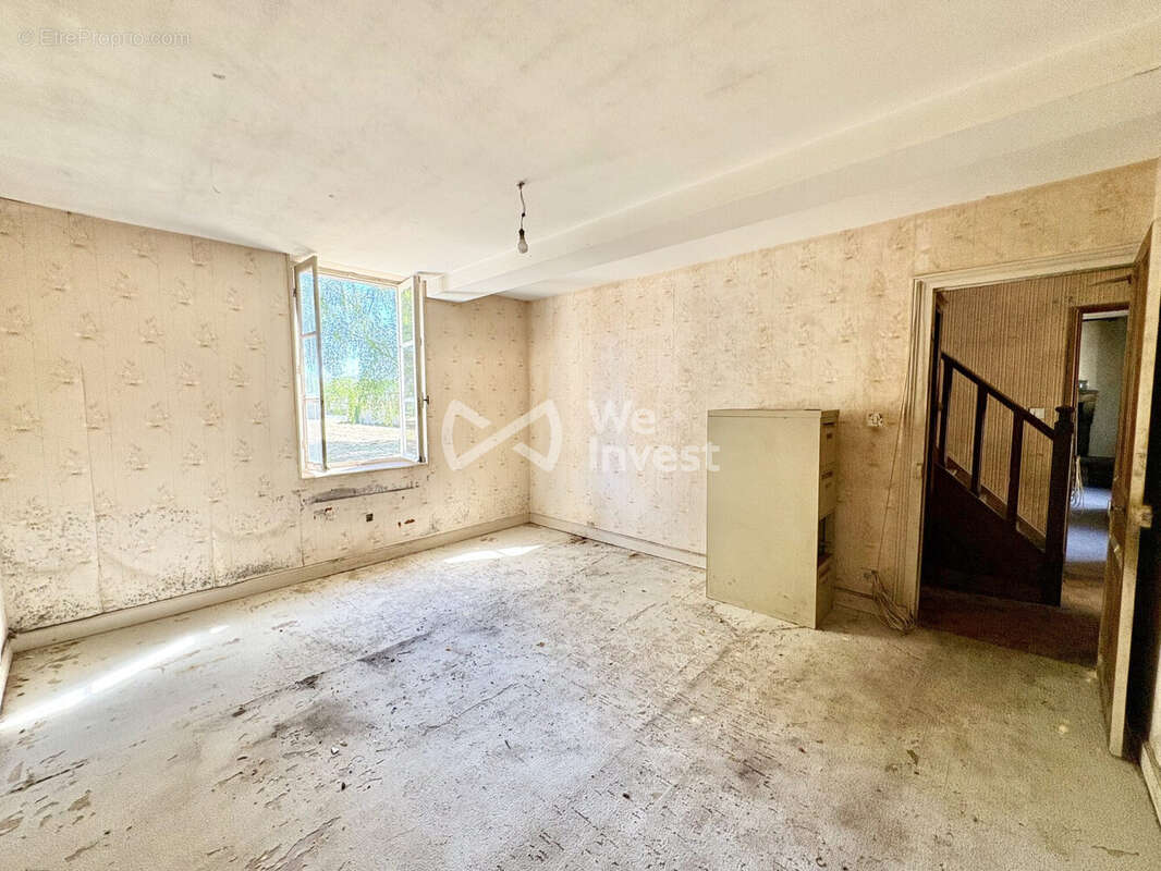 Maison 110 m² à Luzillat  - photo 6