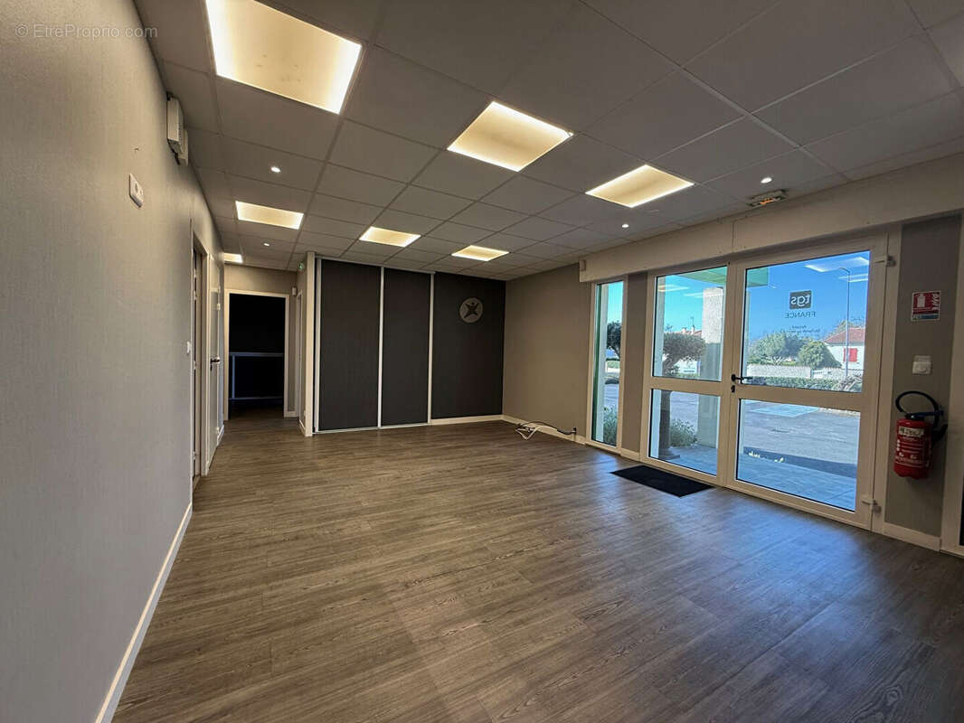 Commerce à SAINT-MAIXENT-L&#039;ECOLE