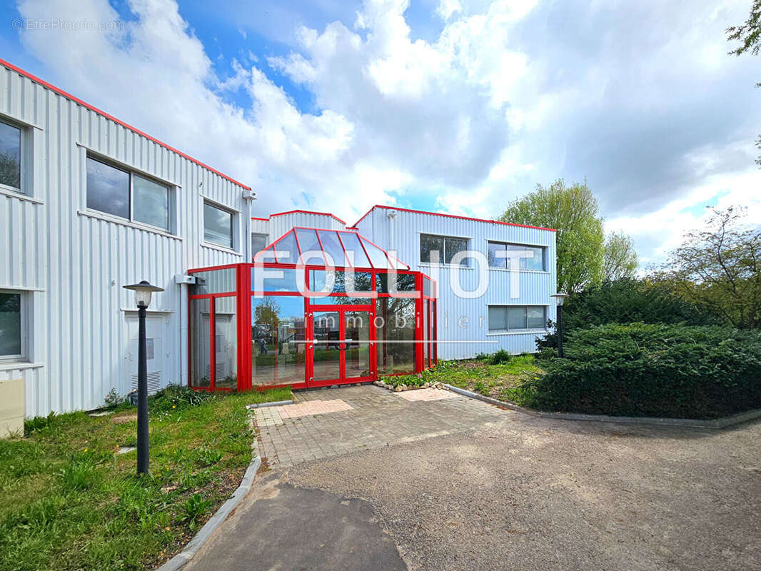 Commerce à DOUVRES-LA-DELIVRANDE