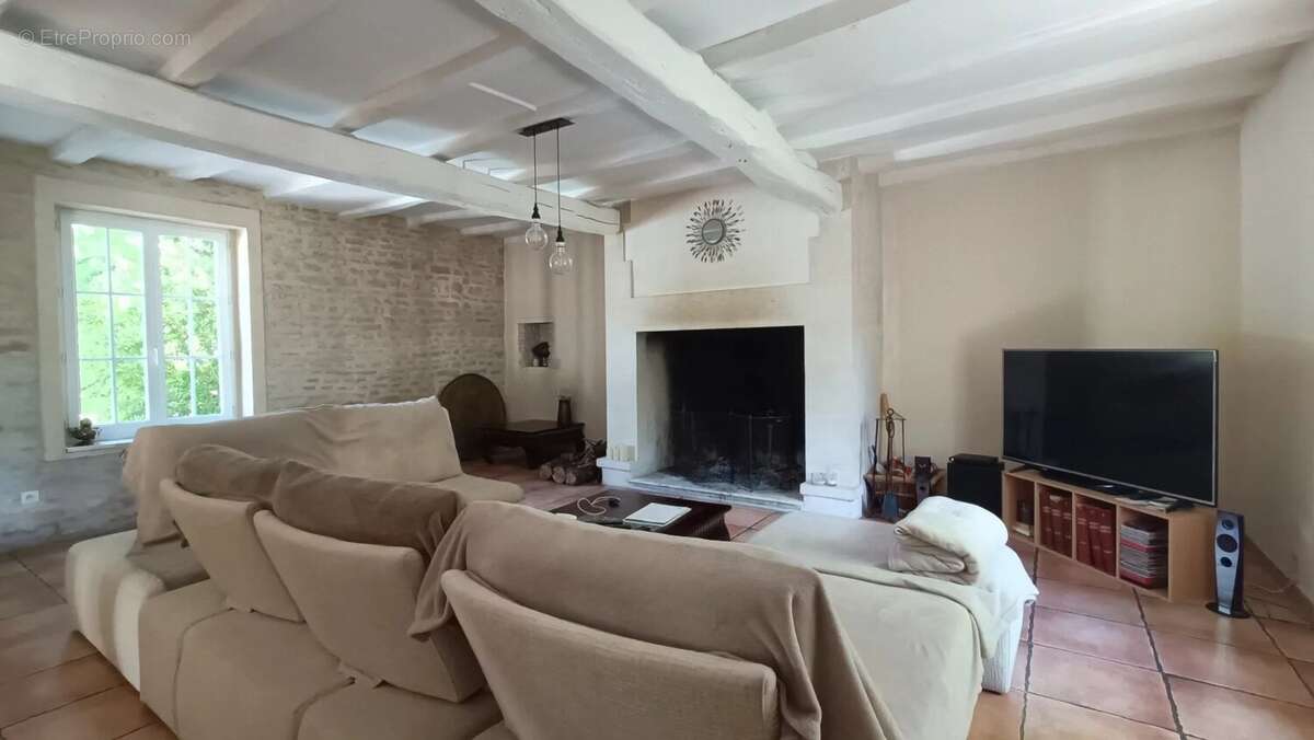 Belle maison en pierre avec piscine villiers - photo 7
