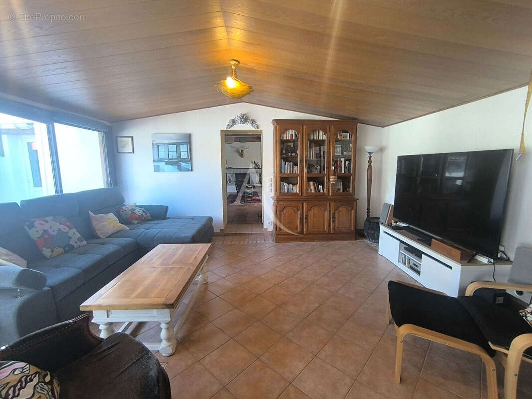 Maison à GROSBREUIL