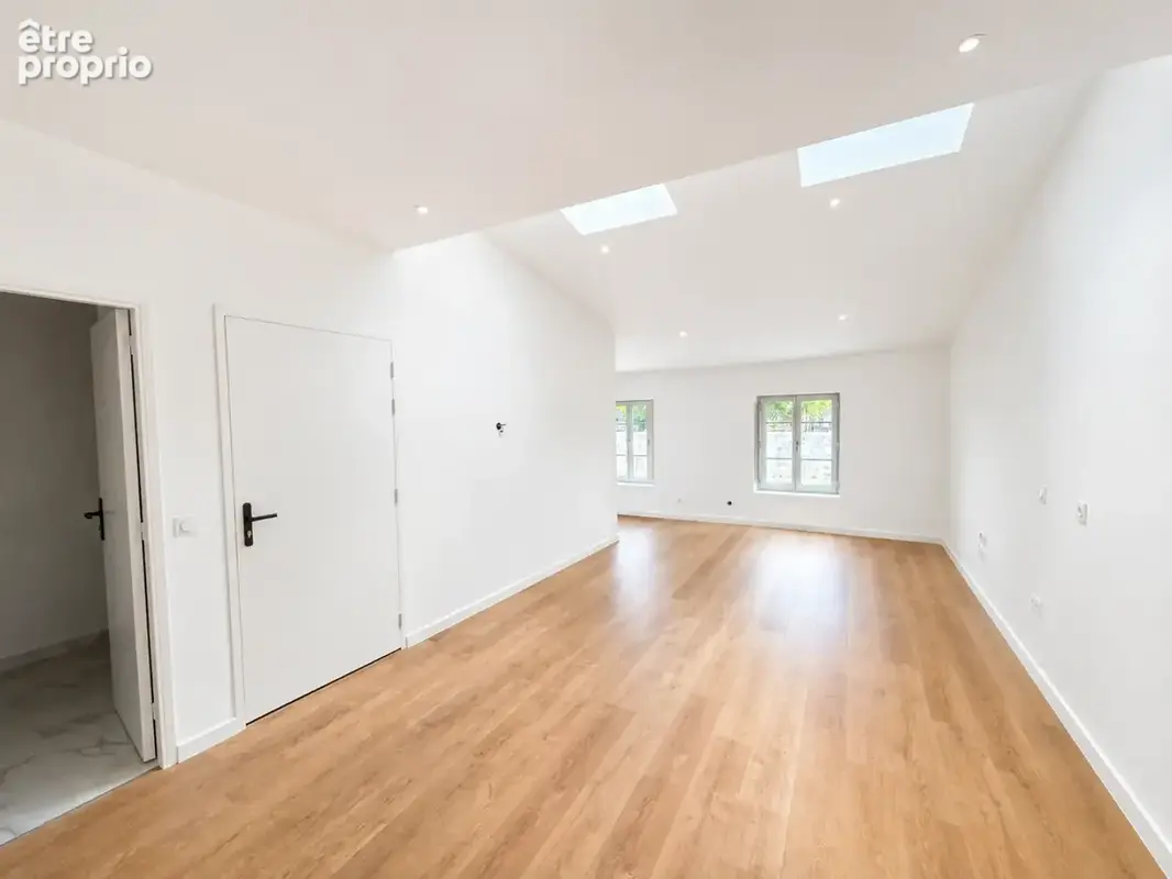 Appartement T3 rénové - 57 m2 -  2 chambres - Quartier Saint-Bruno - photo 1