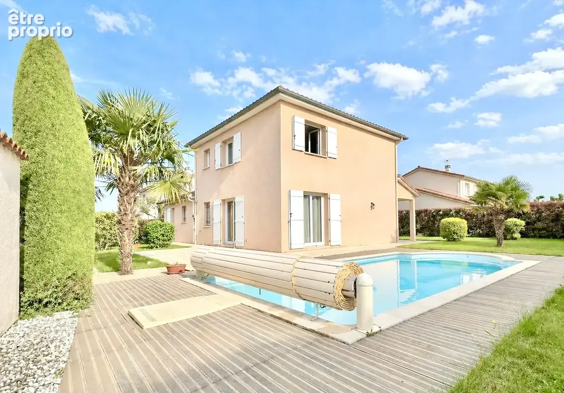 Villa familiale contemporaine 4 chambres avec piscine   Secteur prisé de Bouthéon - photo 1