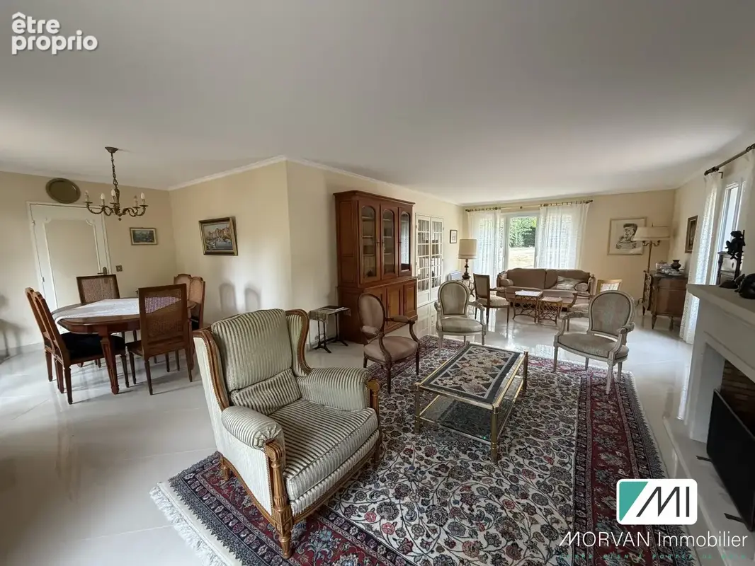 Maison 200 m² à Les Essarts-Le-Roi  - photo 5