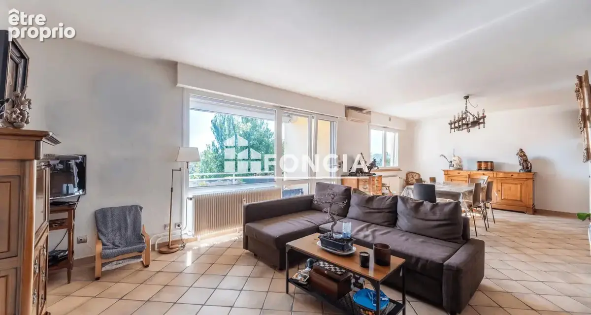 Superbe F5 de 121 m² dernier étage, traversant, 2 salle de bains et trois chambres, balcon sud-ouest et garage - photo 5