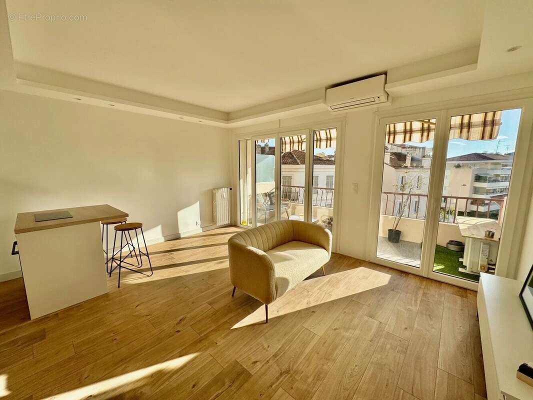 Appartement à CANNES