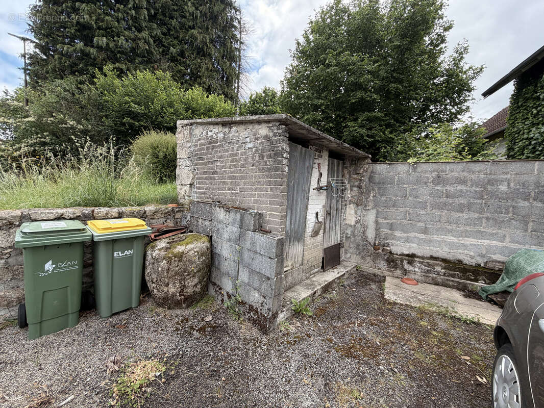 Maison de Bourg à Saint-Sulpice-Laurière - photo 3