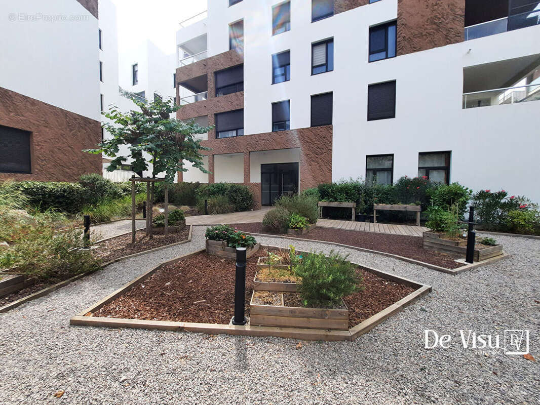 Appartement à SAINT-JEAN-DE-VEDAS