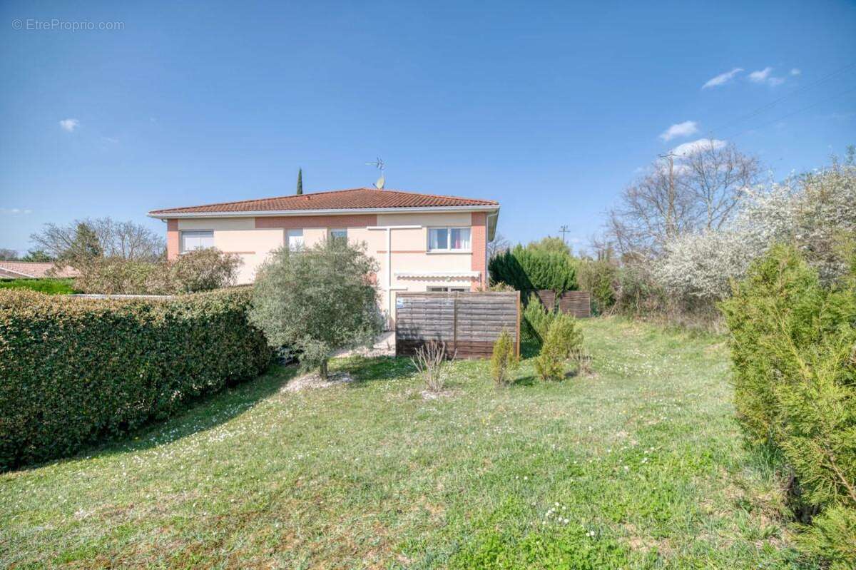 Appartement à BOULOC