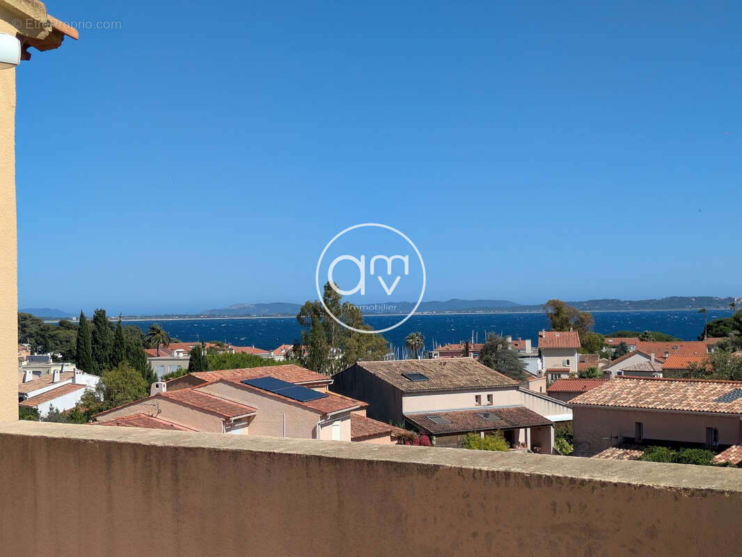 Appartement à CARQUEIRANNE