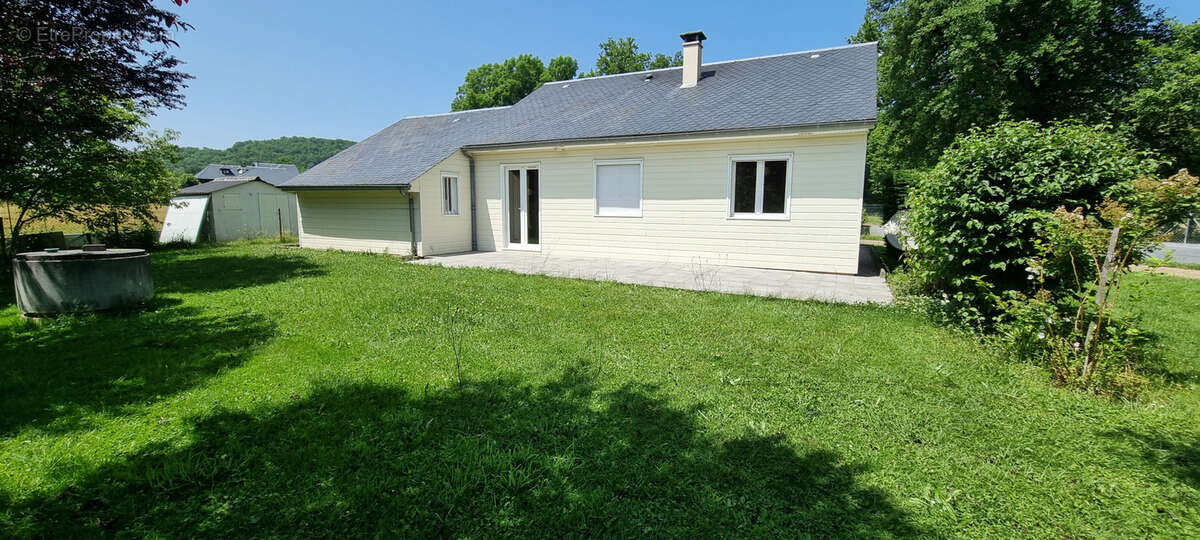 Maison à SAINT-COME-D'OLT